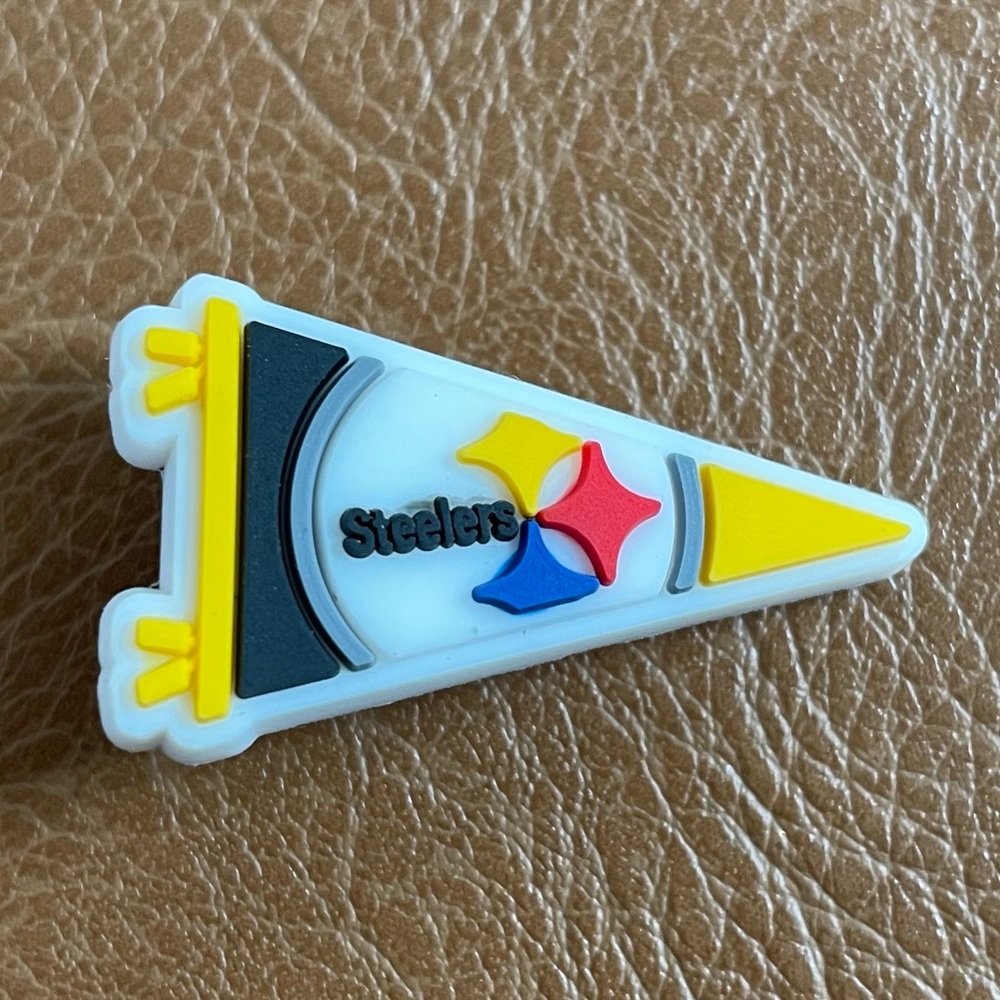 Pittsburgh Steelers Flag Croc Charm - Picture 3 of 3